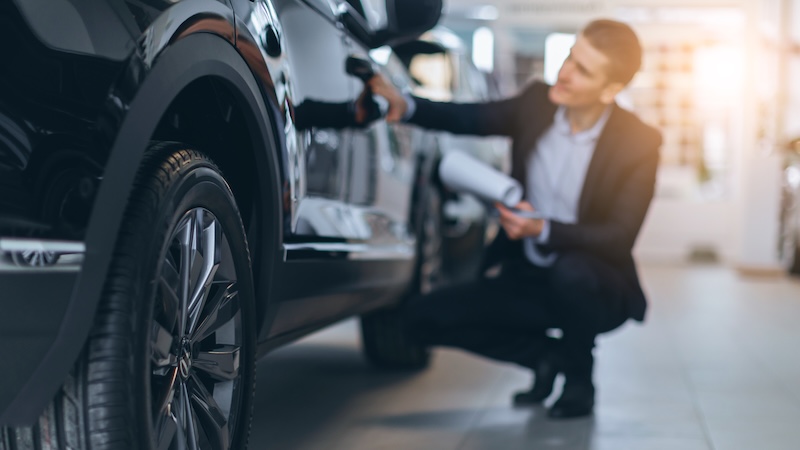 Young sales manager taking notes while checking new automobile at luxury car salon, selective focus. Millennial insurance agent at work in modern automotive dealership store SSUCv3H4sIAAAAAAAACoRWwY6bMBC9V+o/RJw3EthgoNeeK/XQ26oHYybBioORbZJGq/33DhB2wWbFLYxf3swbz4zn7fu3wyGquJUi+nF4G77wWyrVW2e4k7pFc/zytBtoazBLy81QFi8NUEunjeRqaay4E03Lr4DGtldqML+Ph5F13PUW7OD9aRLcwRk5JuMHxRTi6/R9mA/GQ/wHHkV/DG9tp42bAn9ZIGxfDYif3NhoNk/uvuD6DbpTsMXxC9pPiunH31koP0MrHqOWhUYDCvik8XWCRpe7A3NdChTcLOVFLClpEXn8NXAFxjayW2HztExiH8t7p/cZB9RVVxK17mItV2M9fMIKkiZx7uOwTNw6vpyyxEeNOVmz5QkNYF1vROMjGSNlKPjs+2VJSjMfVvVWtmDtGhljCkPkQ7bnfceIG7tiB2ZBqS2+Lb/7bLK1Pda78FJIChpABe8Ftg9f3x1LkqIMCszIm18JaVZswvx6TUnoWWkL/bpYWZwngV99b32+LGcs4NPd42A77qsusiLf7pUVLomzmKQBaQPi4mlhGfVhLdzXIEKKkAvnpr4G1RDnAZ1t9N1ofV0HSOIiD7J4g0YKv0HjJATCv0ZW8jm1F+2XpelWM68ZS1YQutXK4yzfaWZU0wU1G2RHtrXWOIHXQrKtVjE36V0yXl5OAsfXUEaWbbaefyllTsskSIuSJ7DuEWQbCyd03Qaeg/jc/Cb5fAnd4MMR5nfVBtCA41IFAWZbqvenzZWbC6zDwxlShDnEd93LCokZ+VLwvD3sqB7q0Pqp/OJyUBAIh6PncNLYaR45C+/dAe4dWunzIwgkCPyhe3845yQcffcGwMtqln+W+uLZ530t9eKFv2nB1RA0XYA6I8X0KMzrj3bNWAQfiwHG5cwgICI4OD8KVeuOV2OdnpAWZju+lRb/Uc/2ha9pOC1ctdqNW0k0sUY1bl7DZ0JJSSgtaUoJdnuGk2a5rTVyqIVpzZntWlxkvdzi5BBBFPM6PlVAj2WesGMaU3IsMyqOJzillWBC5LzC1L3/BwAA//8DAERlODCICgAA
